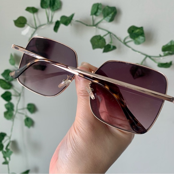 Anthropologie sunglasses - Picture 2 of 4